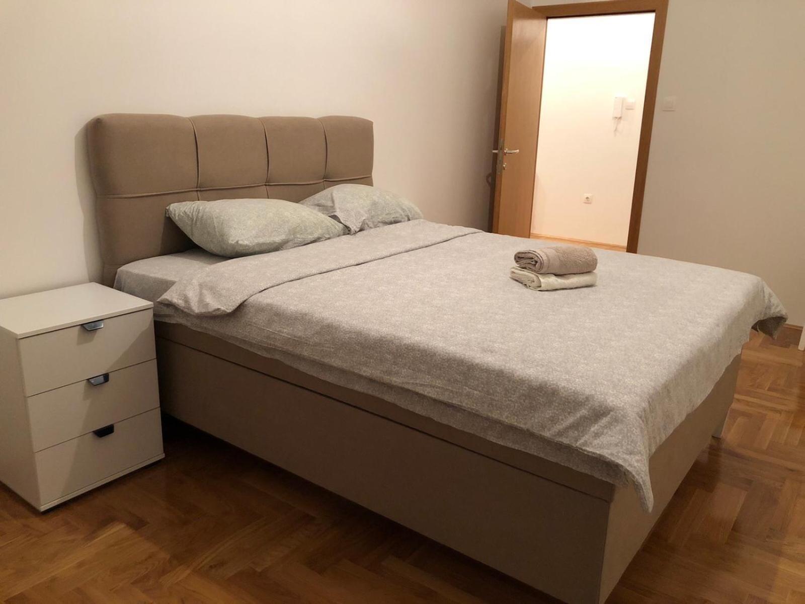 Apartman Mila Trebin Dış mekan fotoğraf